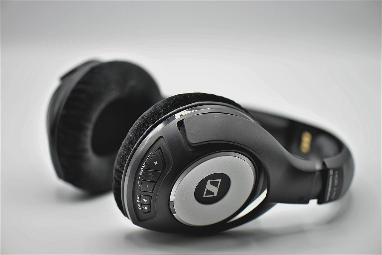 Bezprzewodowe słuchawki – hit czy kit?